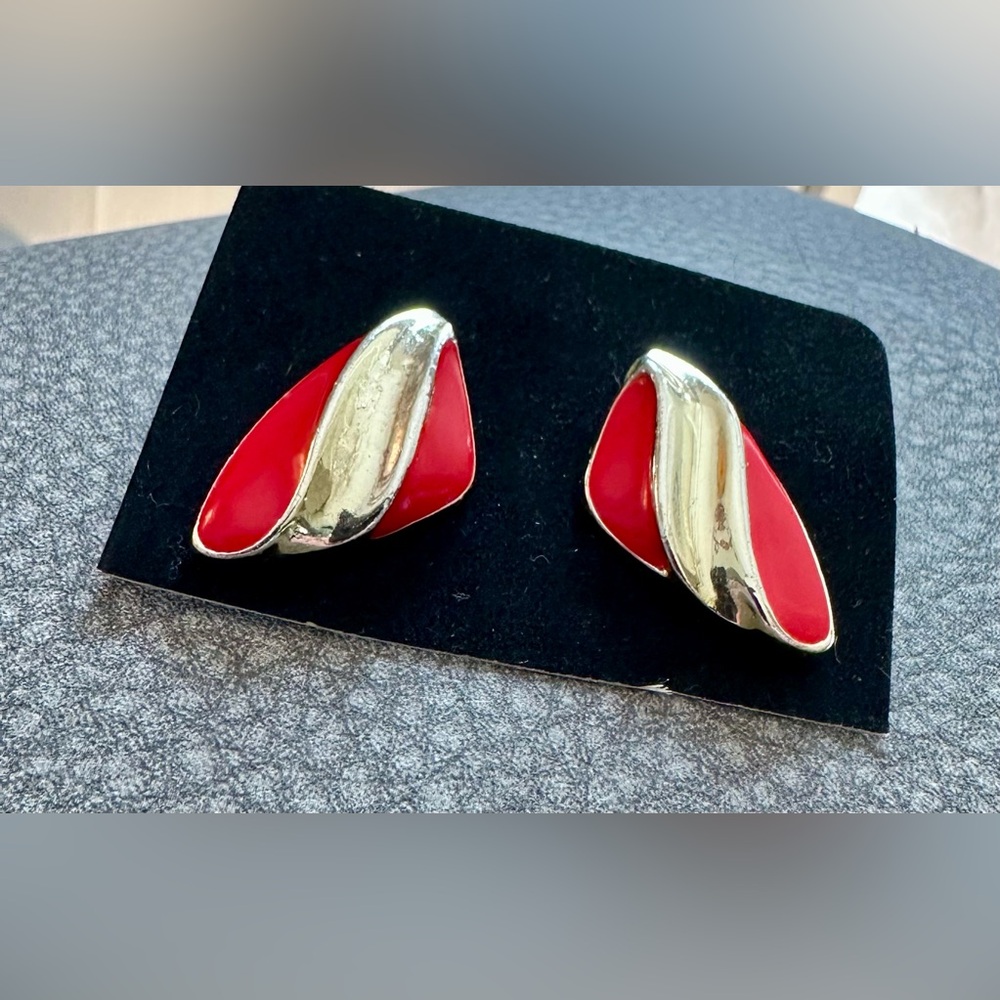 Vintage Red Enamel and Gold-Tone Sculpted Earrings